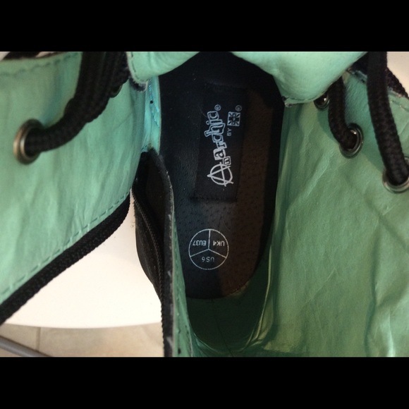 Anarchic by TUK square toe combat boot - Picture 5 of 5